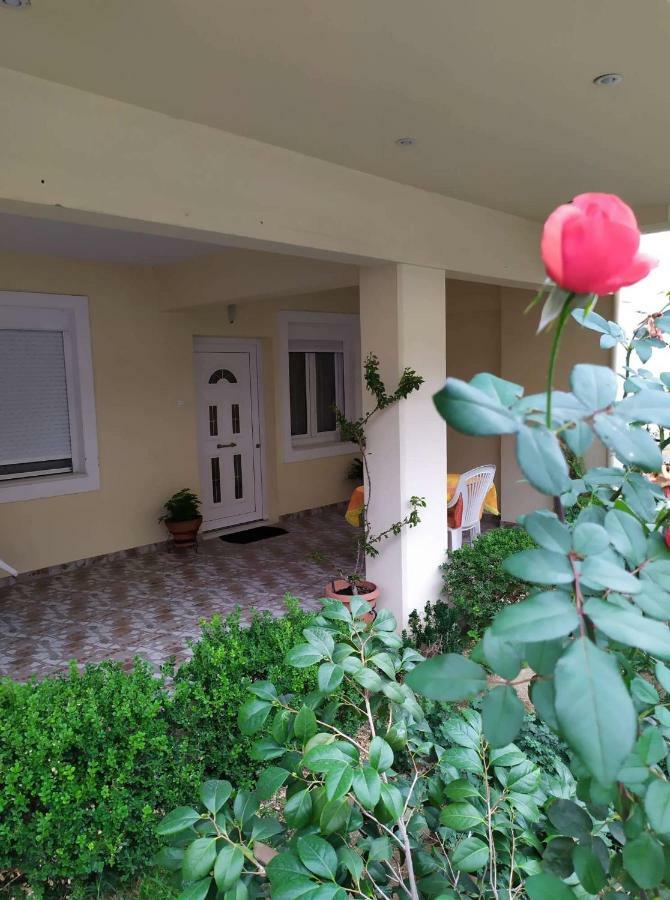 Nice And Cosy House 2 Larissa Ngoại thất bức ảnh